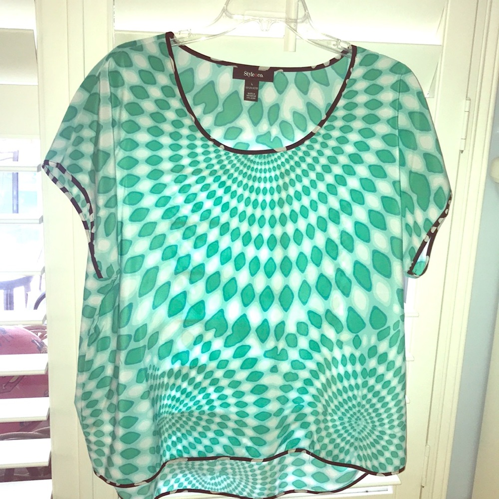 Style & Co Short sleeve Mermaid Blouse